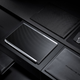 Este es el Travelpack completo que incluye el Porsche Design Acer Book RS, el estuche de cuero y el mouse inalámbrico Porsche Design personalizado.